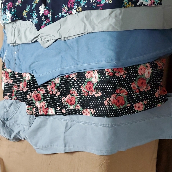 **Woman's bundle of pants - Picture 2 of 10